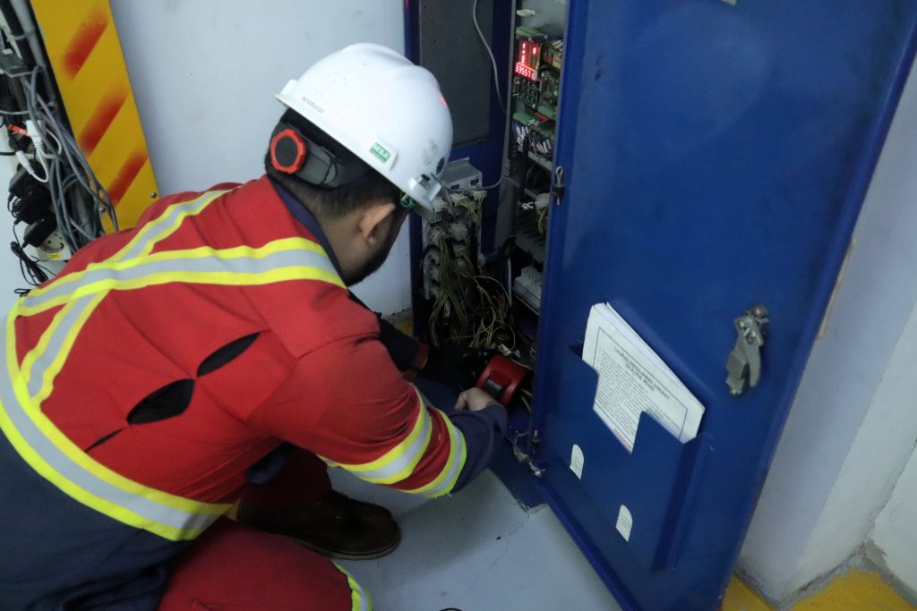 RIKSA UJI ELEVATOR DAN ESKALATOR