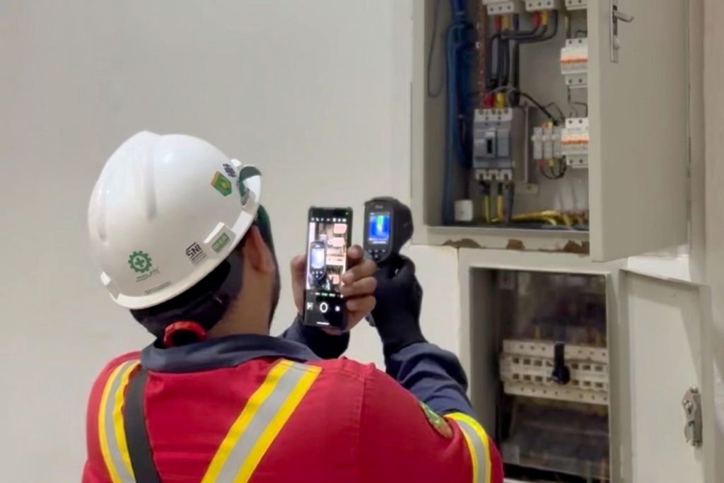 INSTALASI LISTRIK DAN PENYALUR PETIR