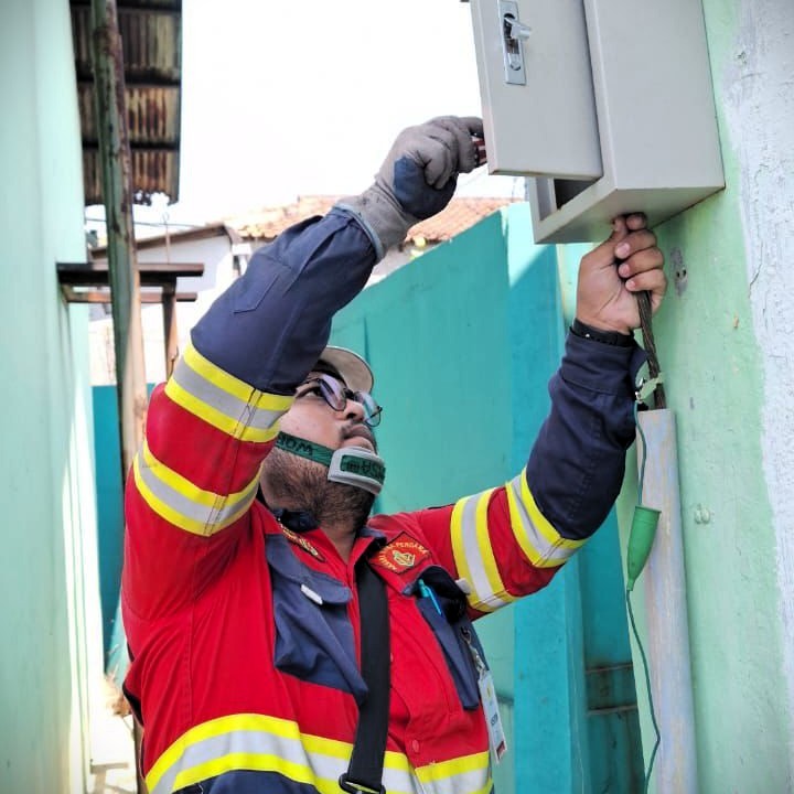 INSTALASI LISTRIK DAN PENYALUR PETIR